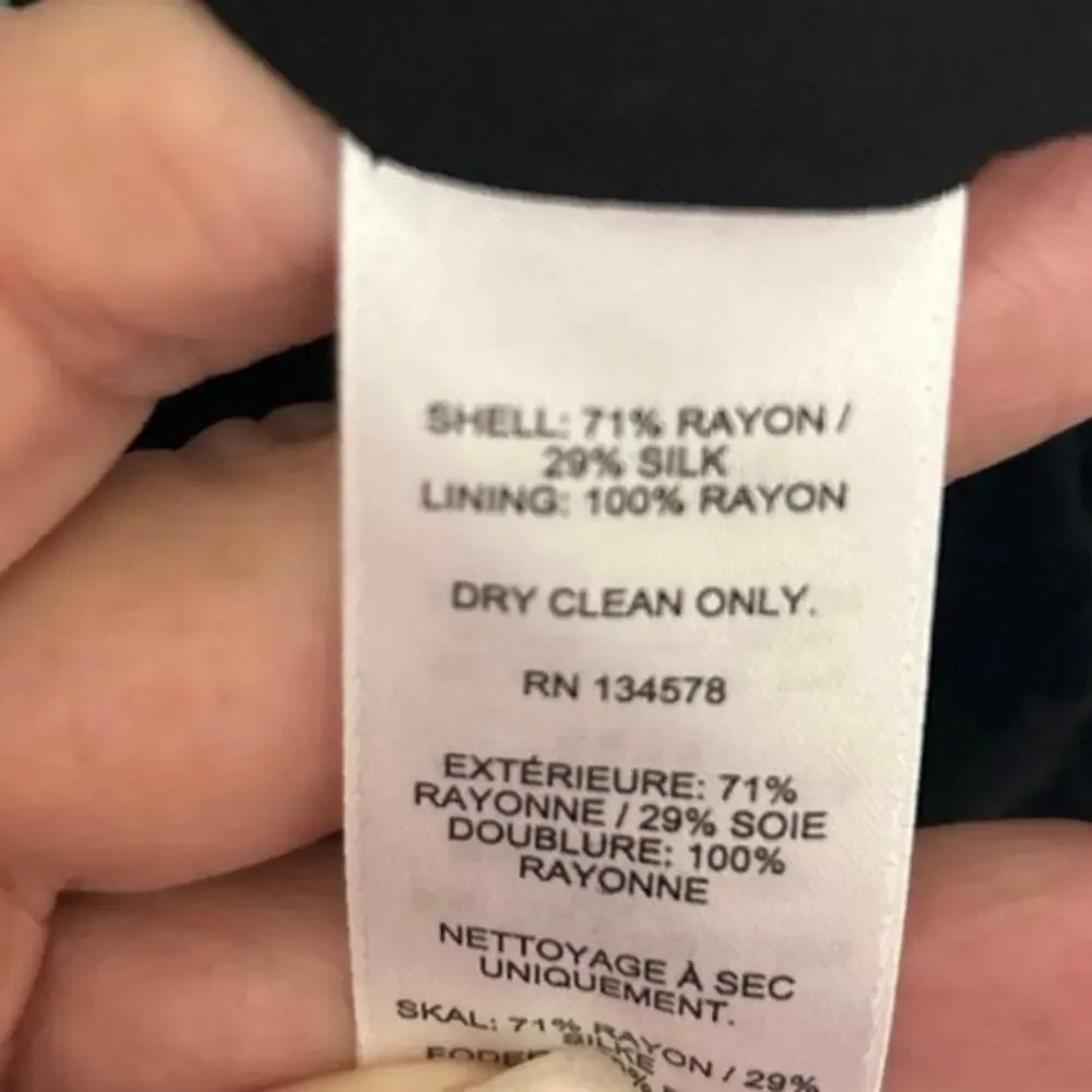 Vineyard Vines Black White Silk Blend Dress Large V Neck Long Sleeve Ruffle Hem - Picture 15 of 16